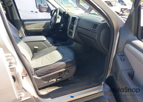 2005 Mercury Mountaineer from USA, damaged, VIN 4M2DU86WX5ZJ20708